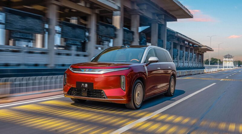 BYD Da Tang EV: 10 000-й электрокроссовер передан покупателю