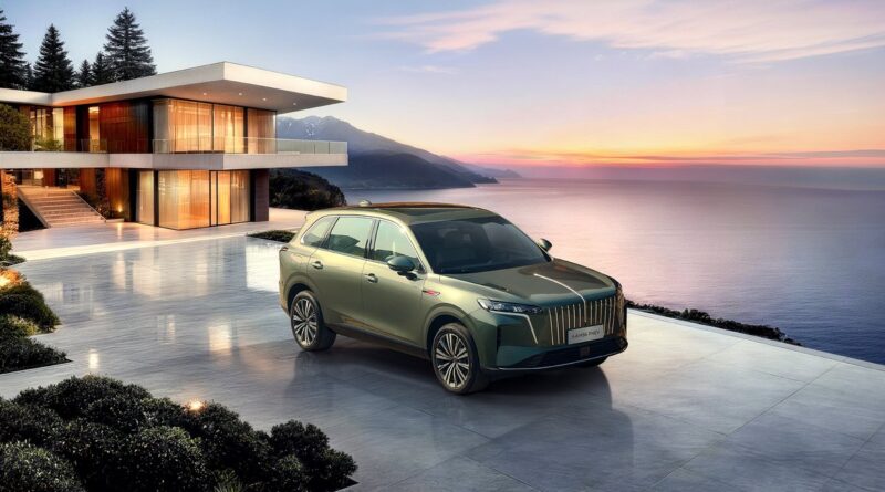В России появится гибридный кроссовер Hongqi HS6
