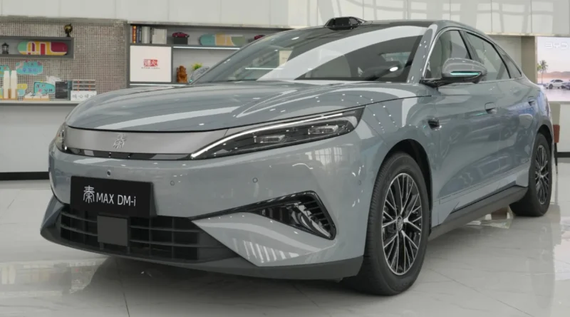 BYD Qin Max у дилеров: старт продаж седана назначен на 13 августа